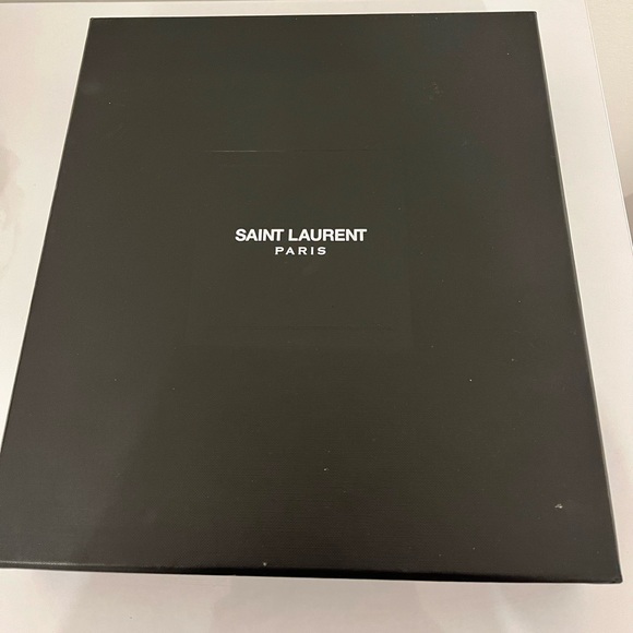 Yves Saint Laurent Gold lizard Platform stilettos. Size 36. - Picture 8 of 10